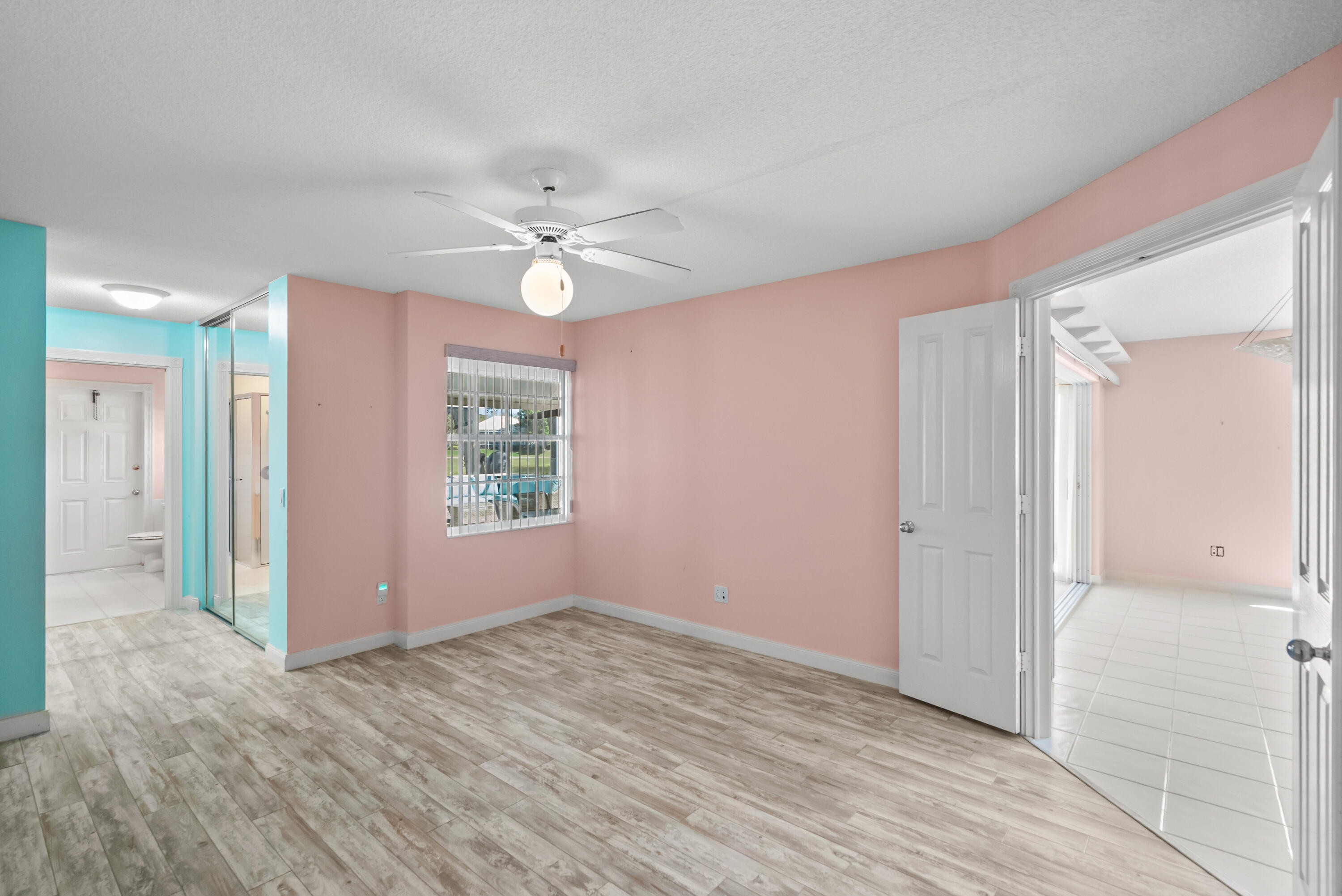 1599 SW Springfield Court