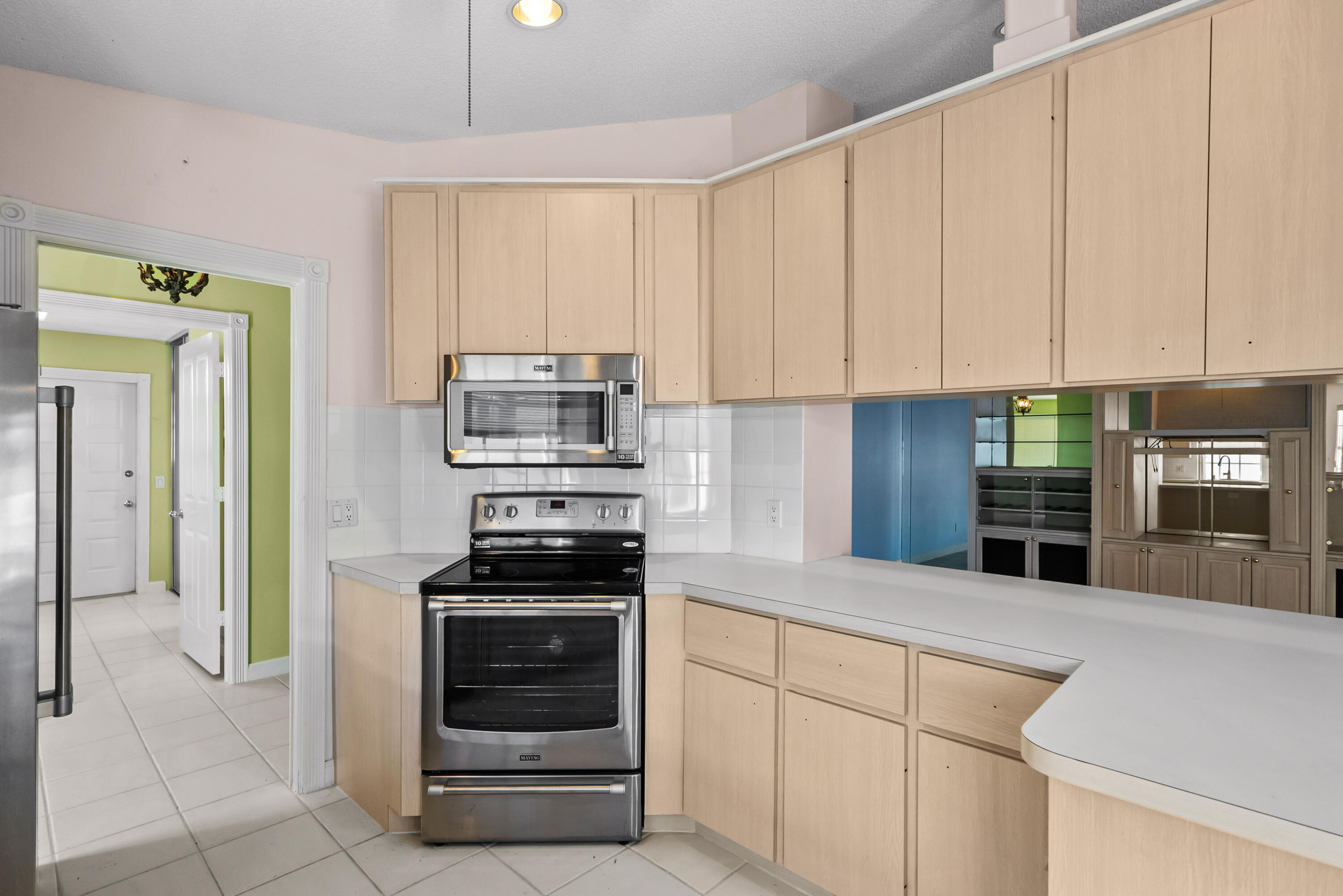 1599 SW Springfield Court