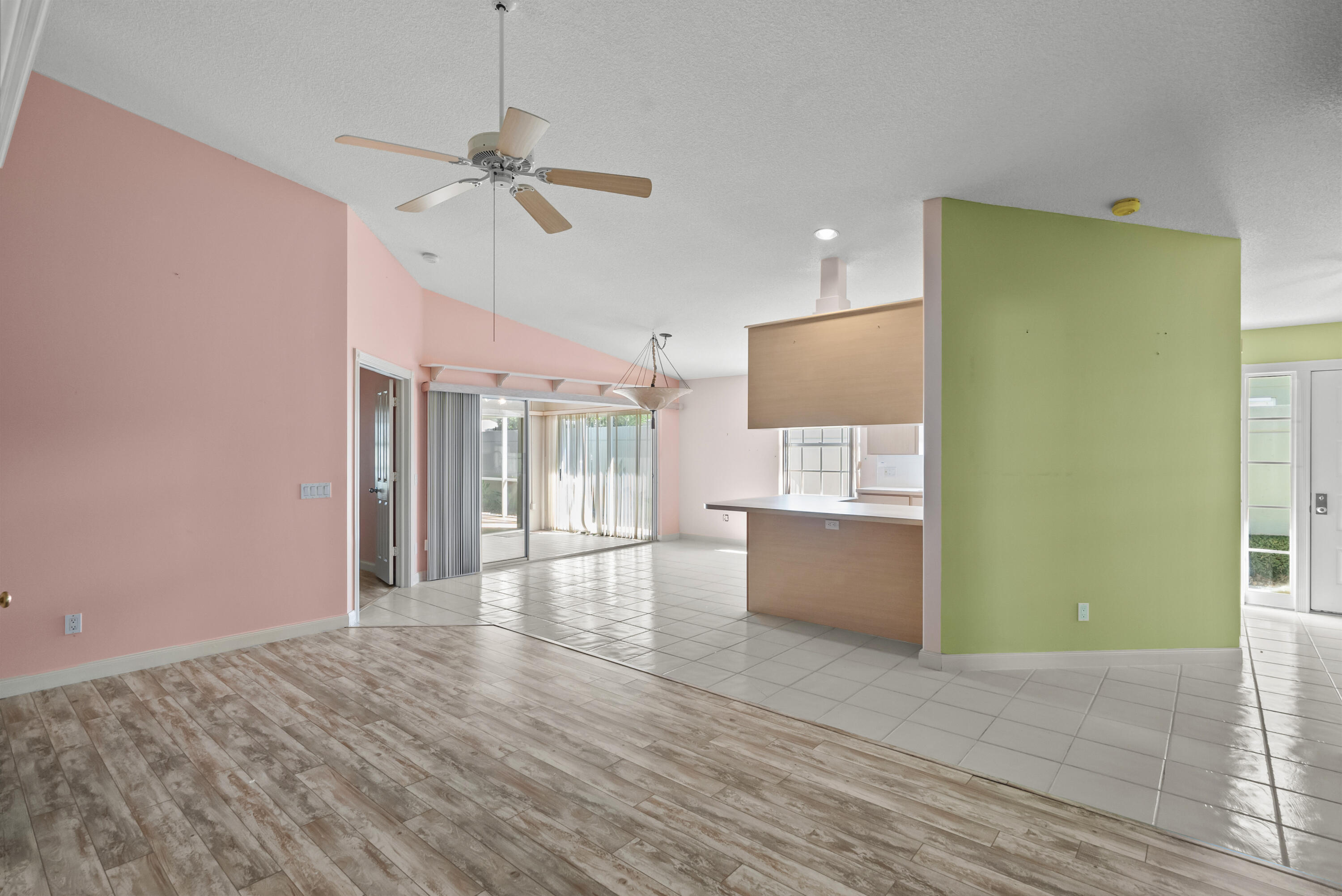 1599 SW Springfield Court