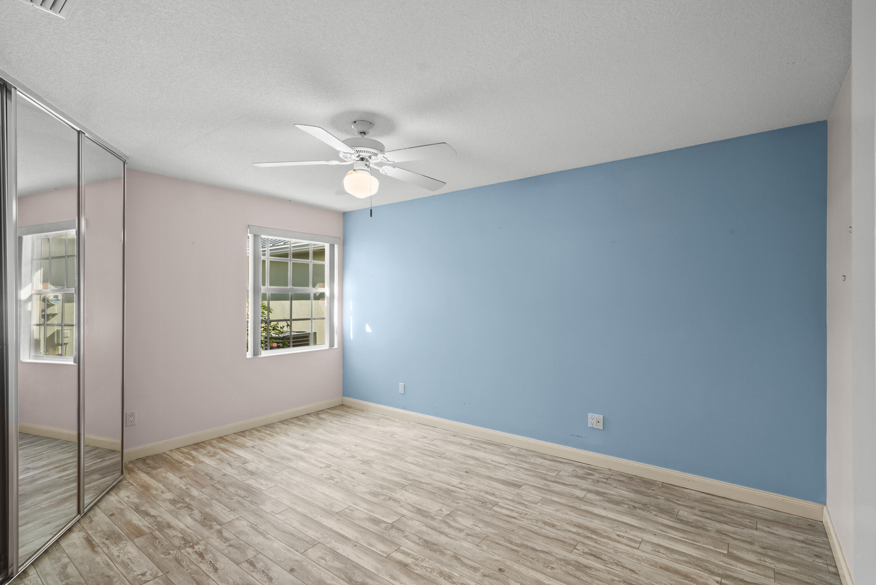 1599 SW Springfield Court