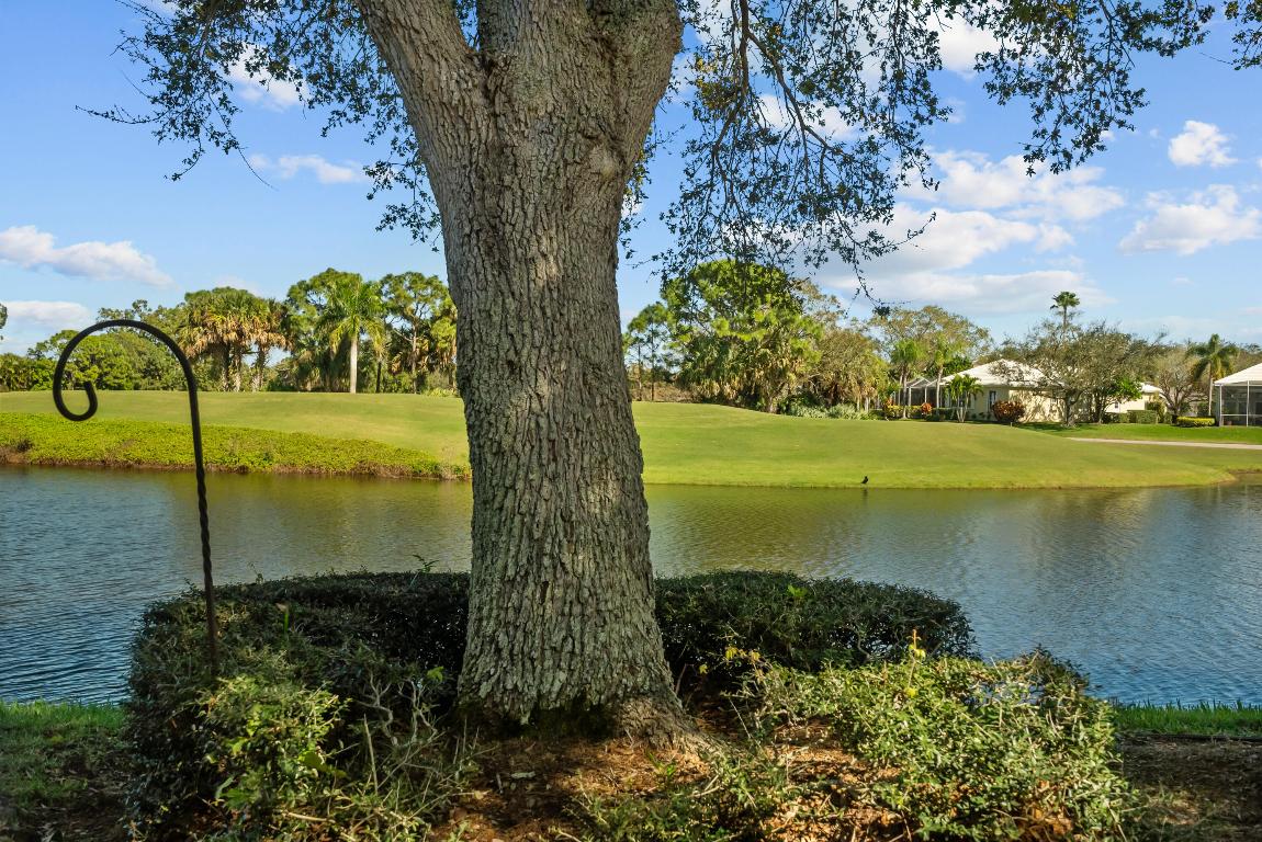 1599 SW Springfield Court