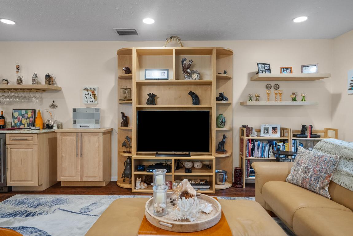 5200 SE Schooner Oaks Way