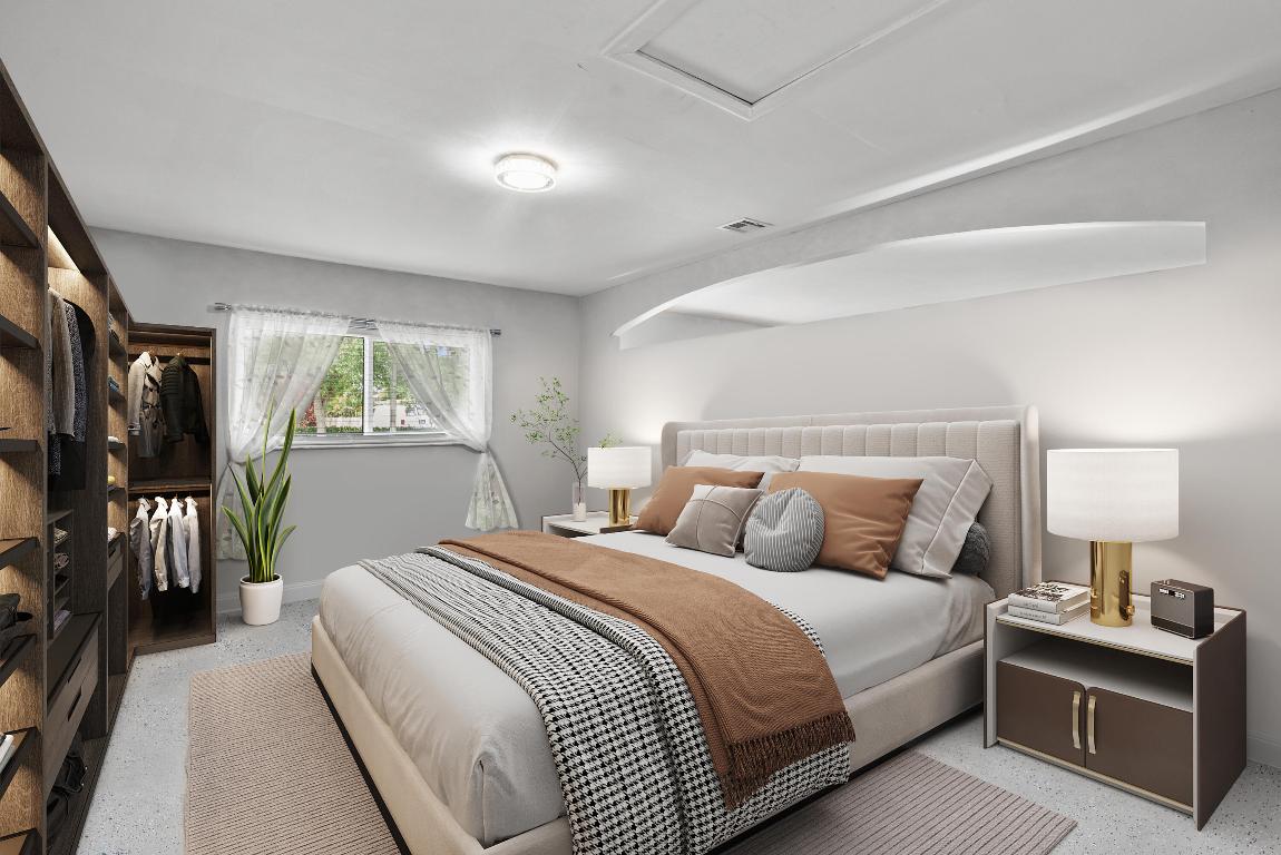 8711 SE Eagle Avenue