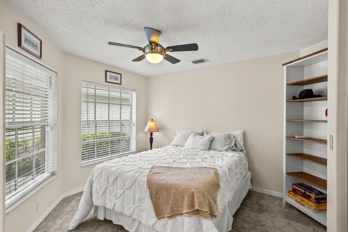 2089 SW Olympic Club Terrace