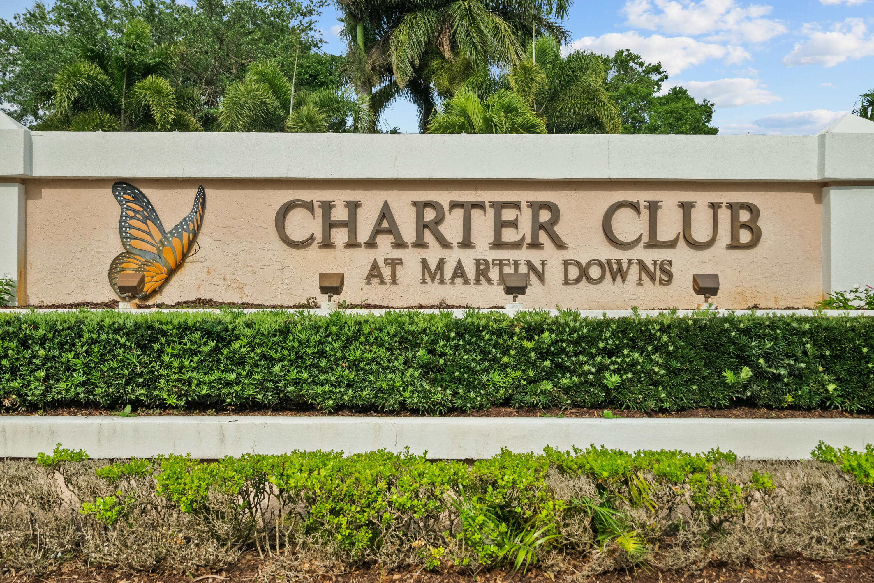 2089 SW Olympic Club Terrace