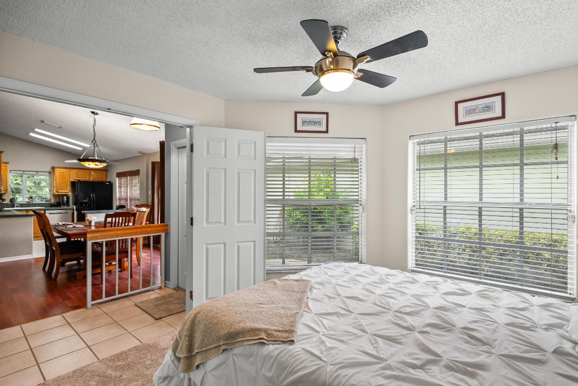 2089 SW Olympic Club Terrace