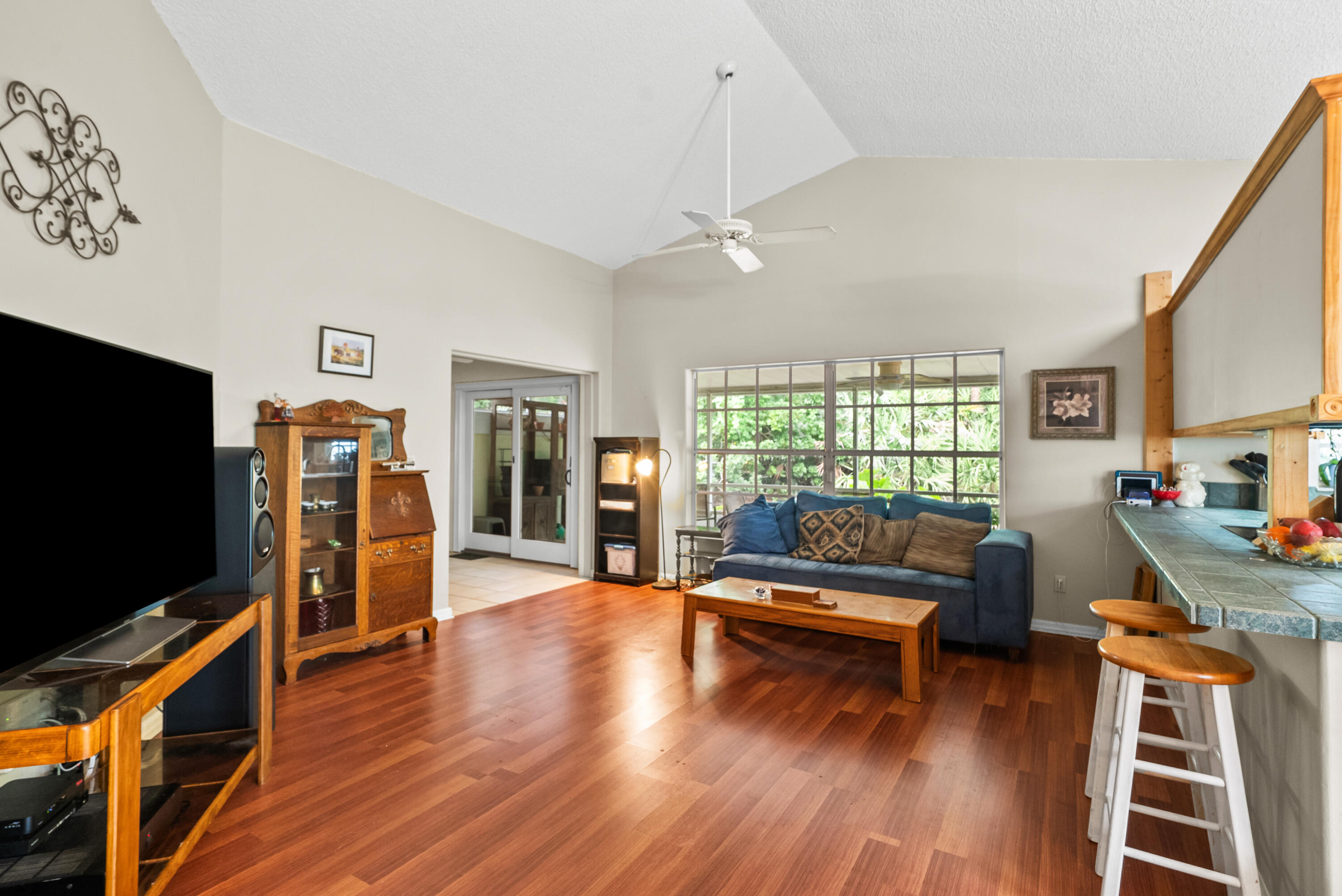 2089 SW Olympic Club Terrace