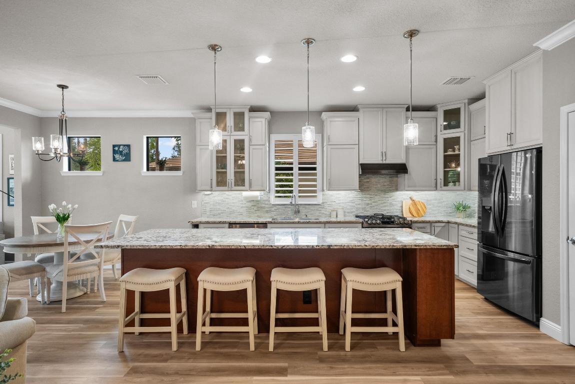 453 SE Bancroft Court