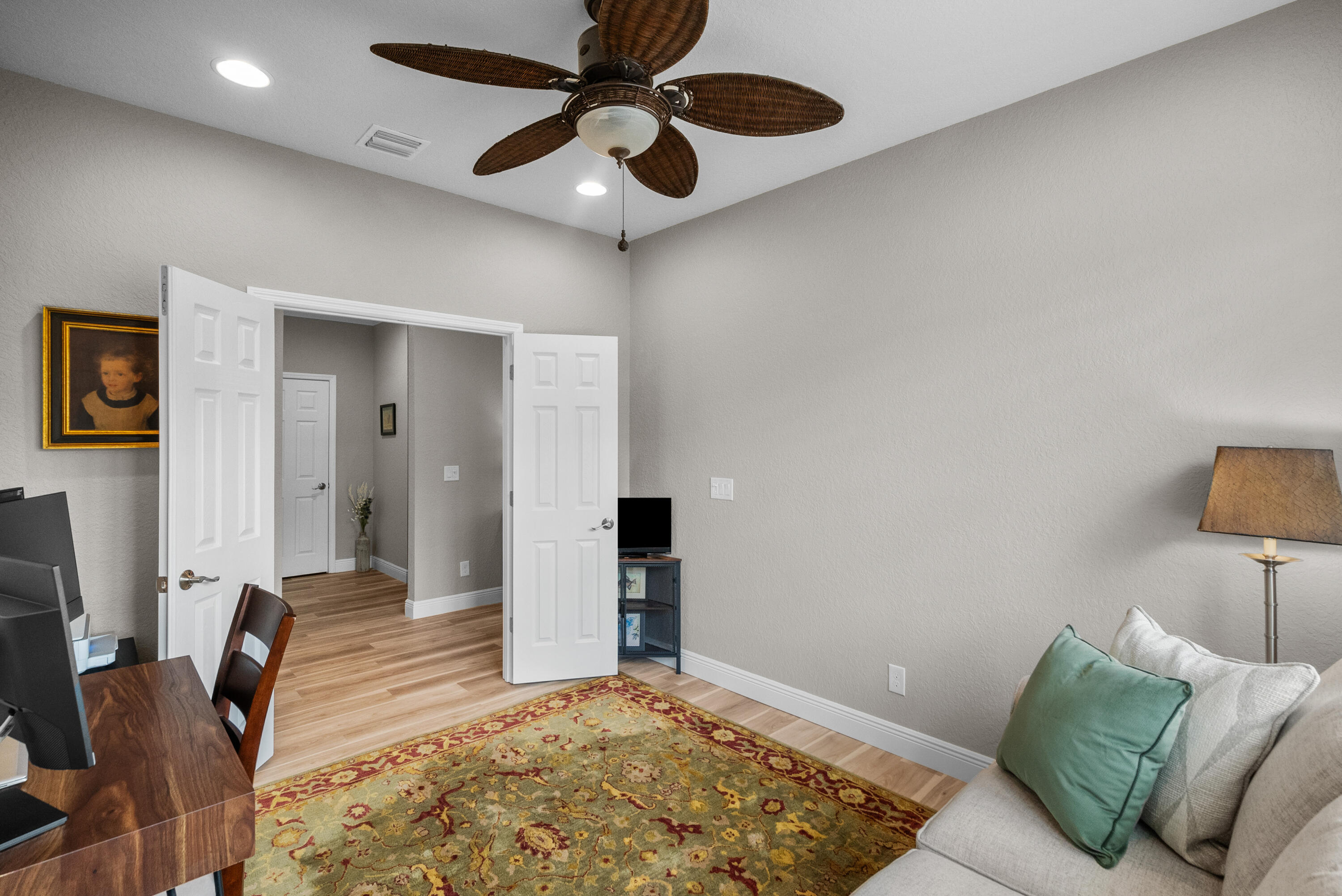 453 SE Bancroft Court