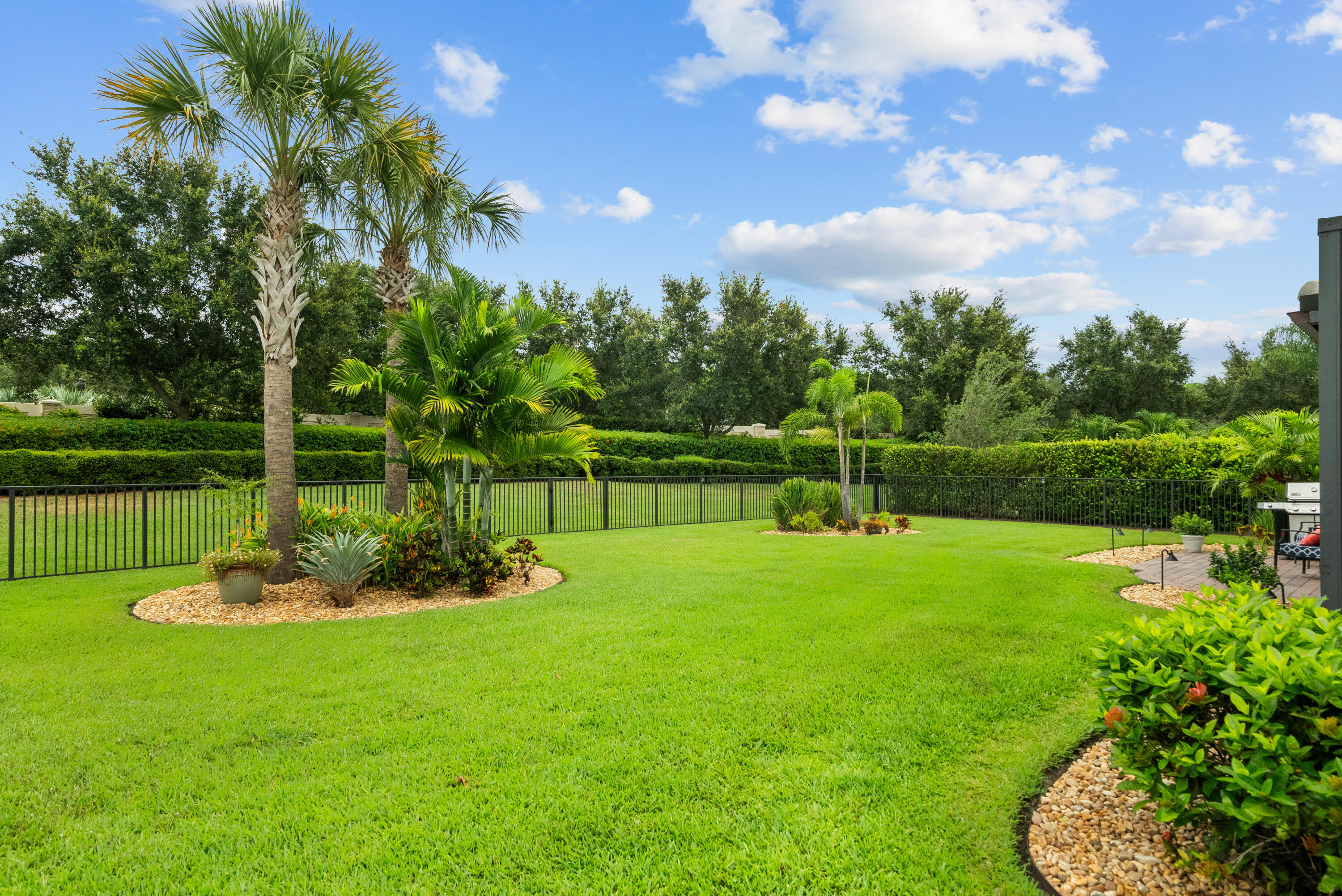 453 SE Bancroft Court