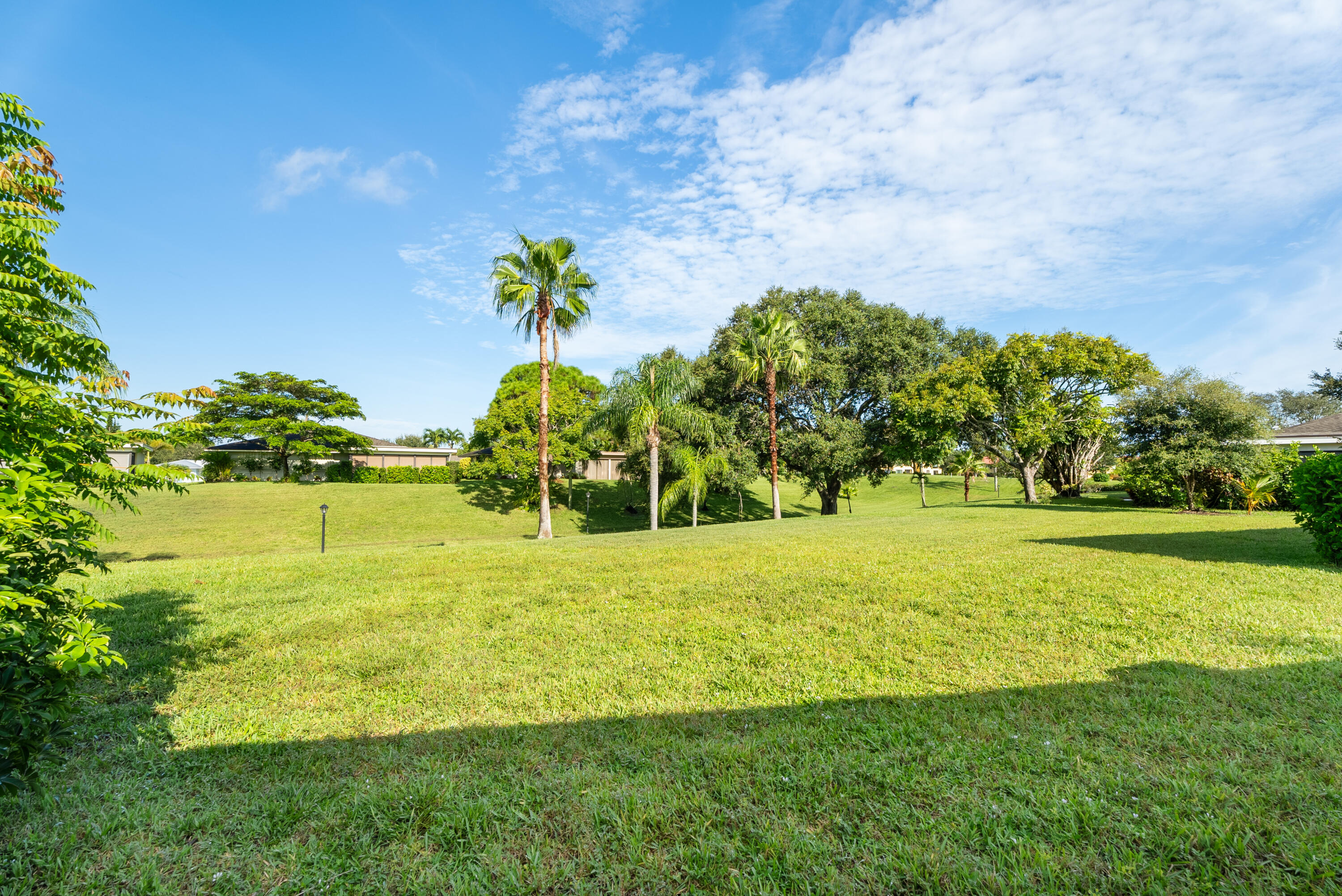 5233 SE Sea Island Way