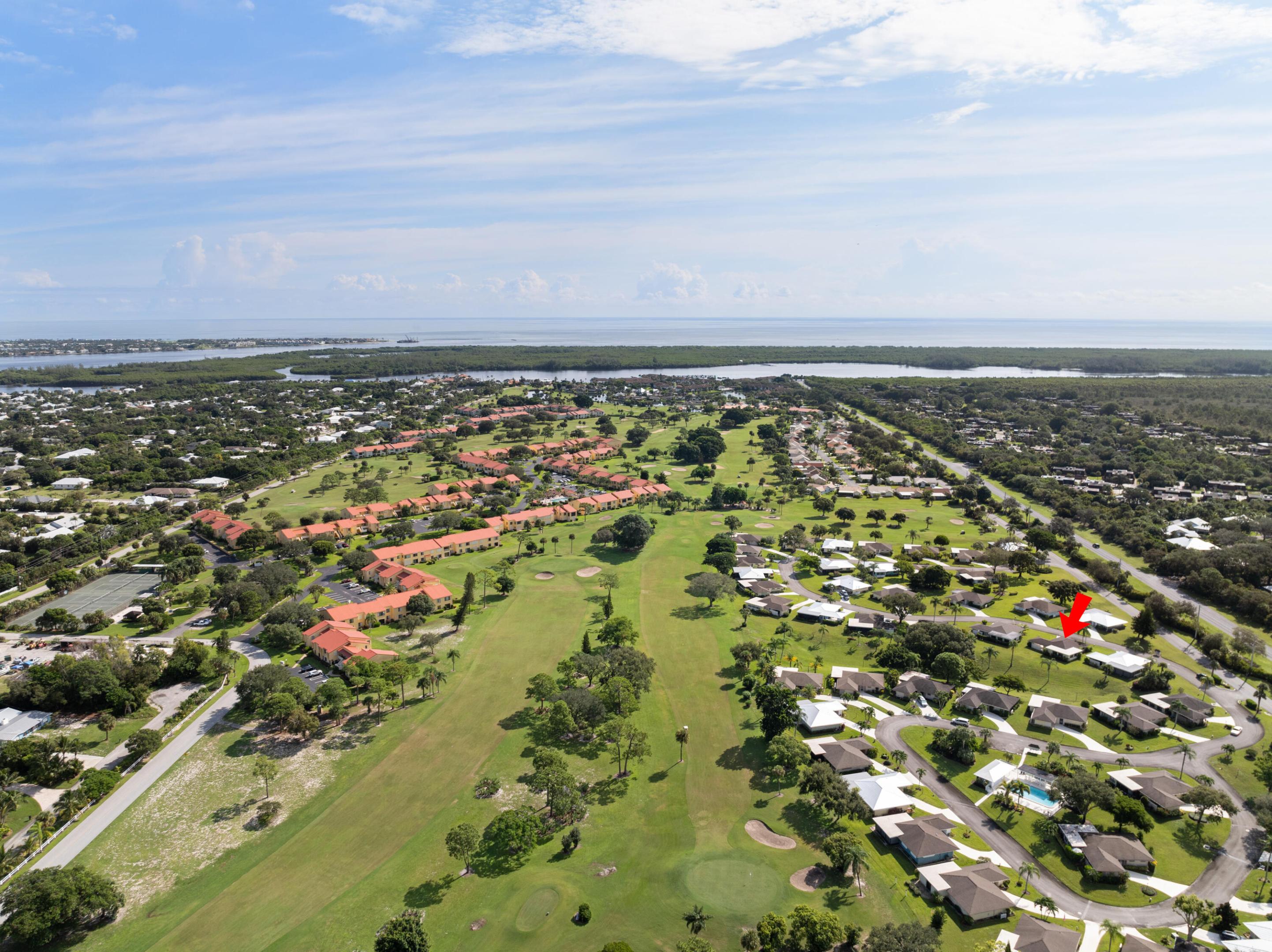 5233 SE Sea Island Way