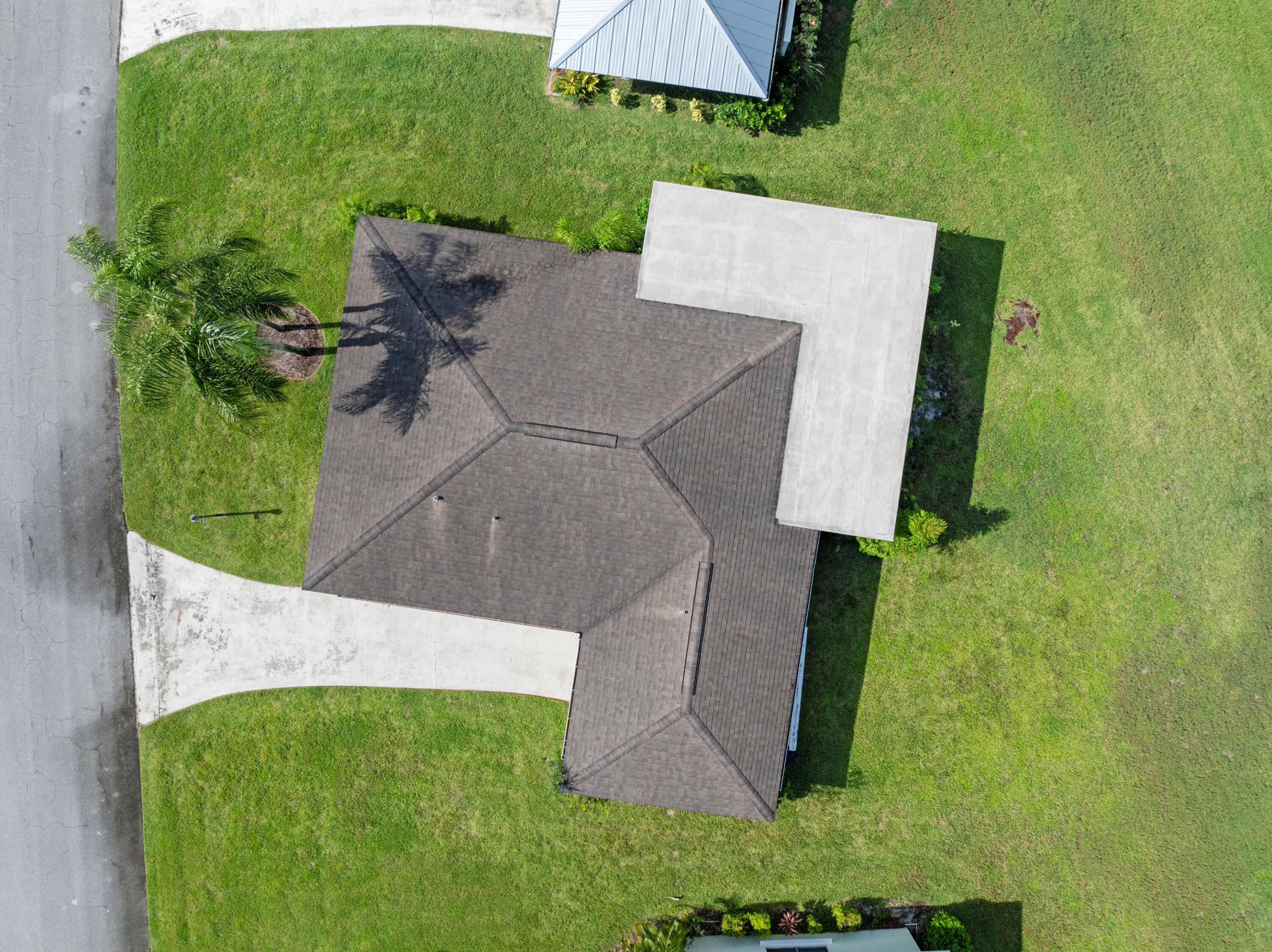 5233 SE Sea Island Way