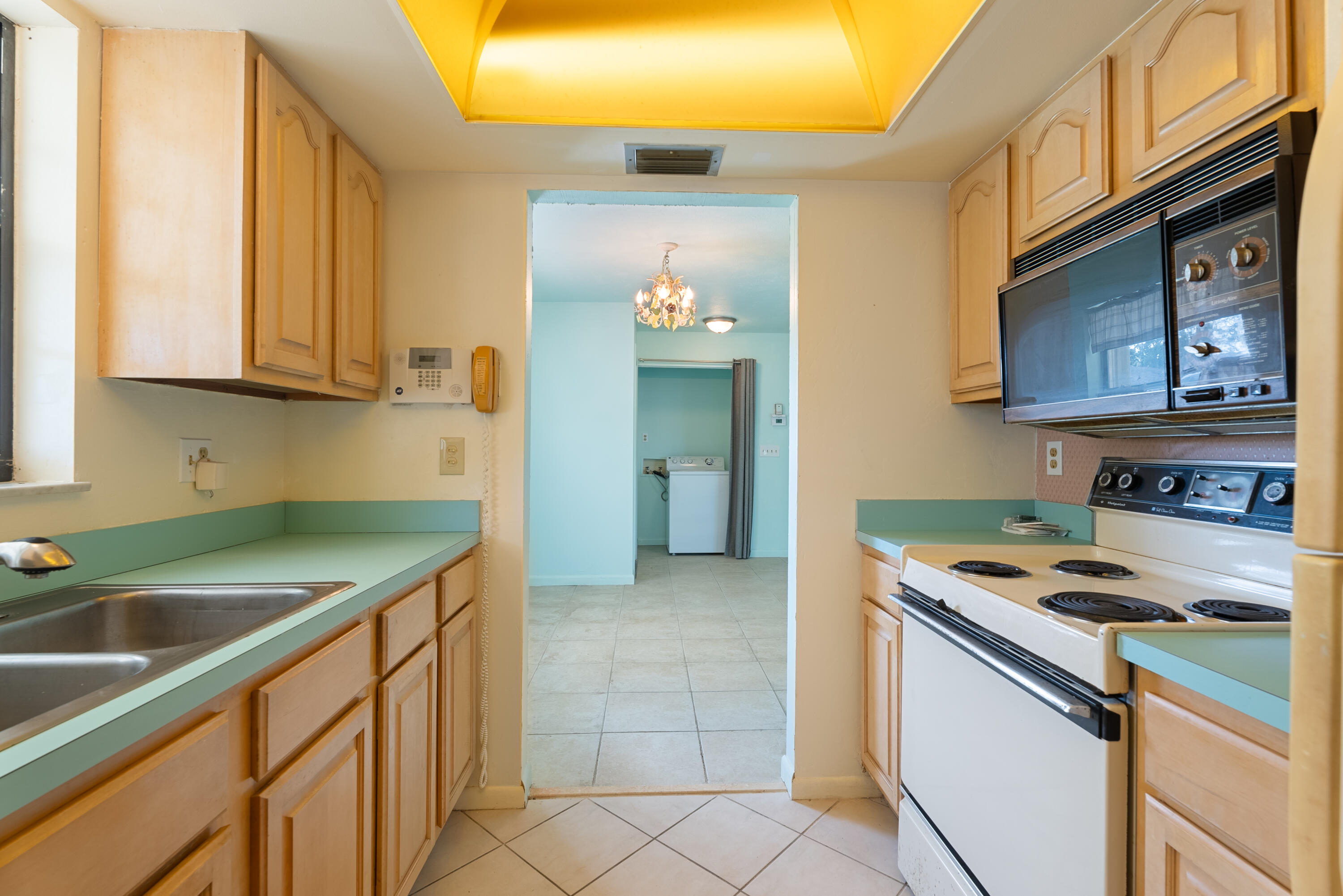 5233 SE Sea Island Way