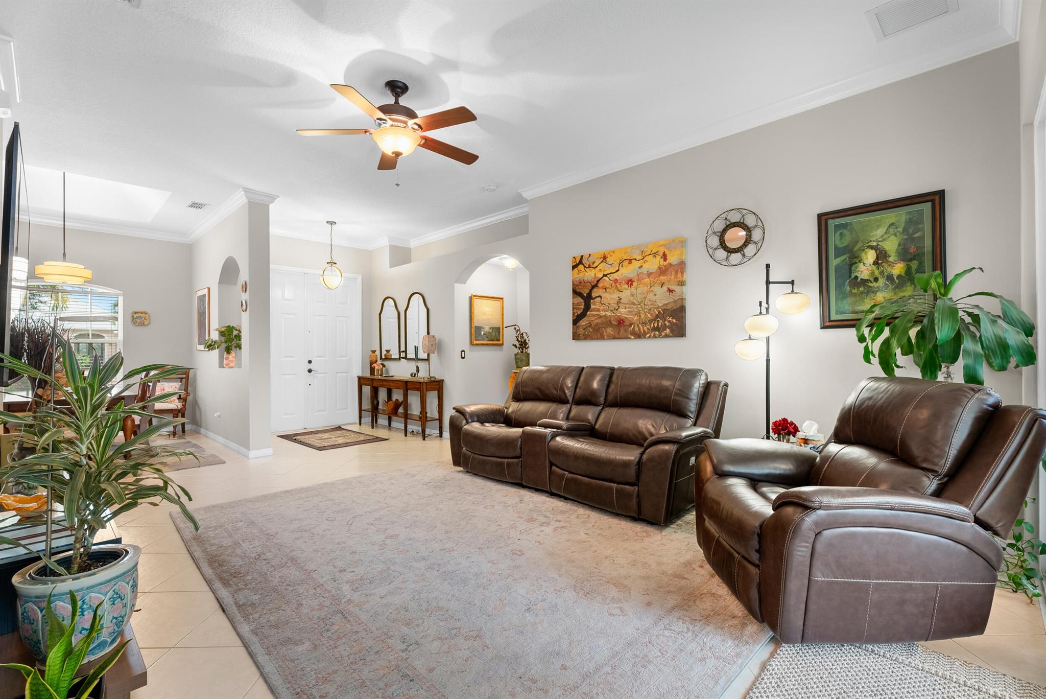 453 NW Sunflower Place