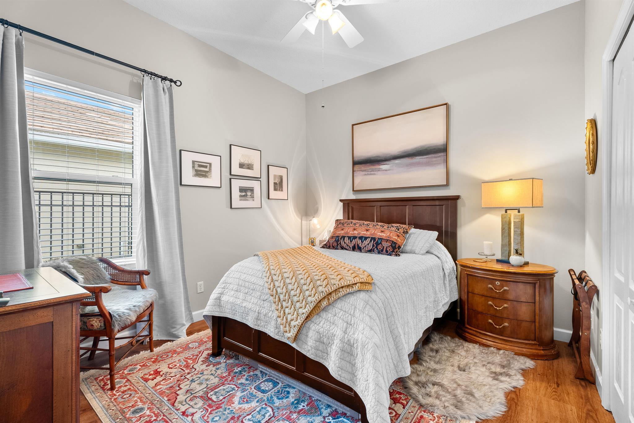 453 NW Sunflower Place