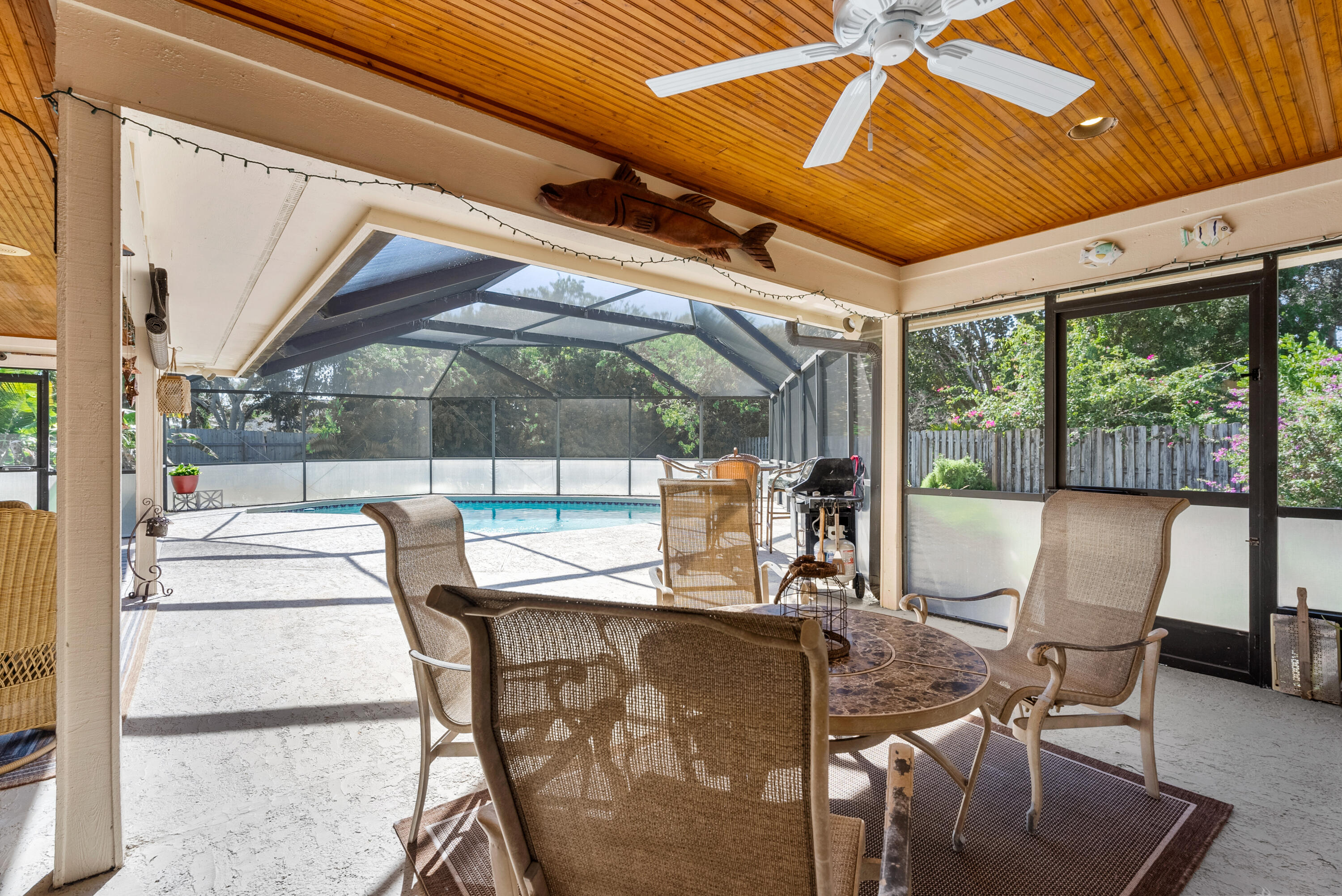 3266 NE Kapok Court