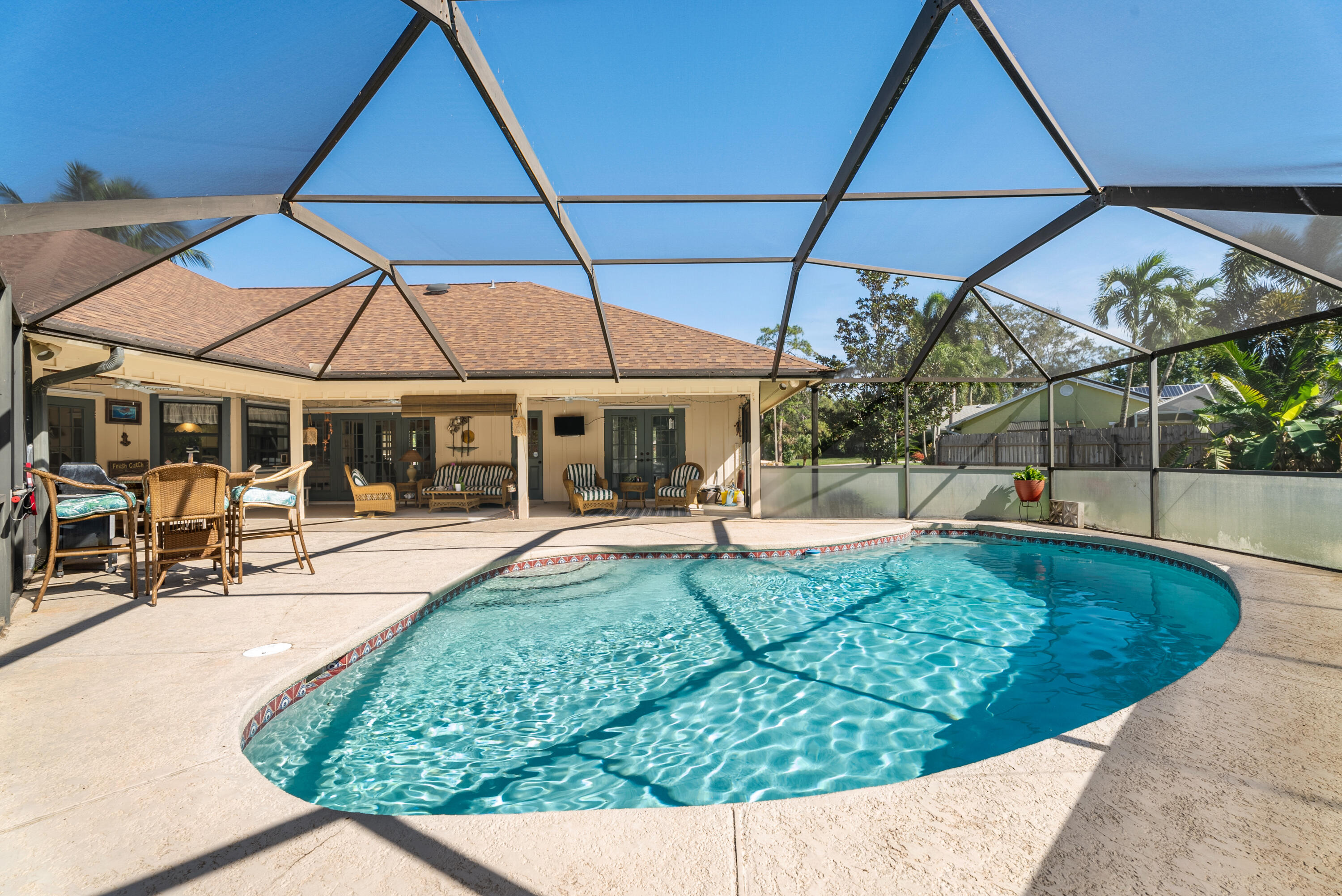 3266 NE Kapok Court