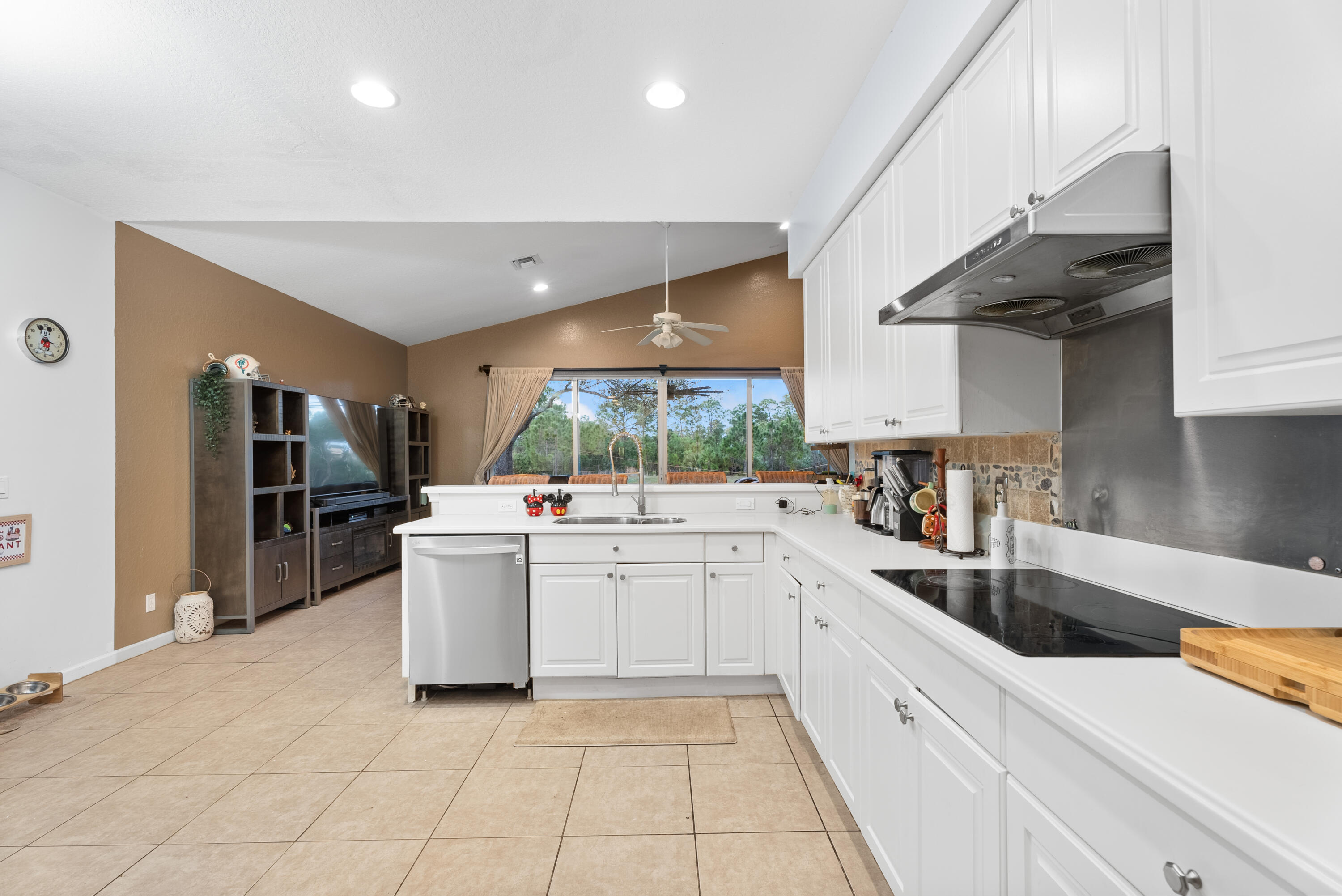 1365 SE Fleming Way