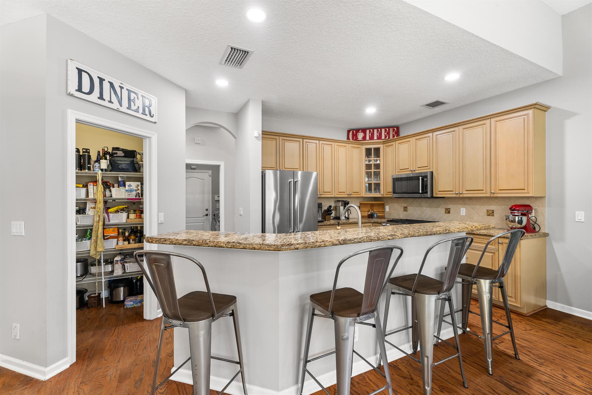 8783 SW Fishermans Wharf Drive