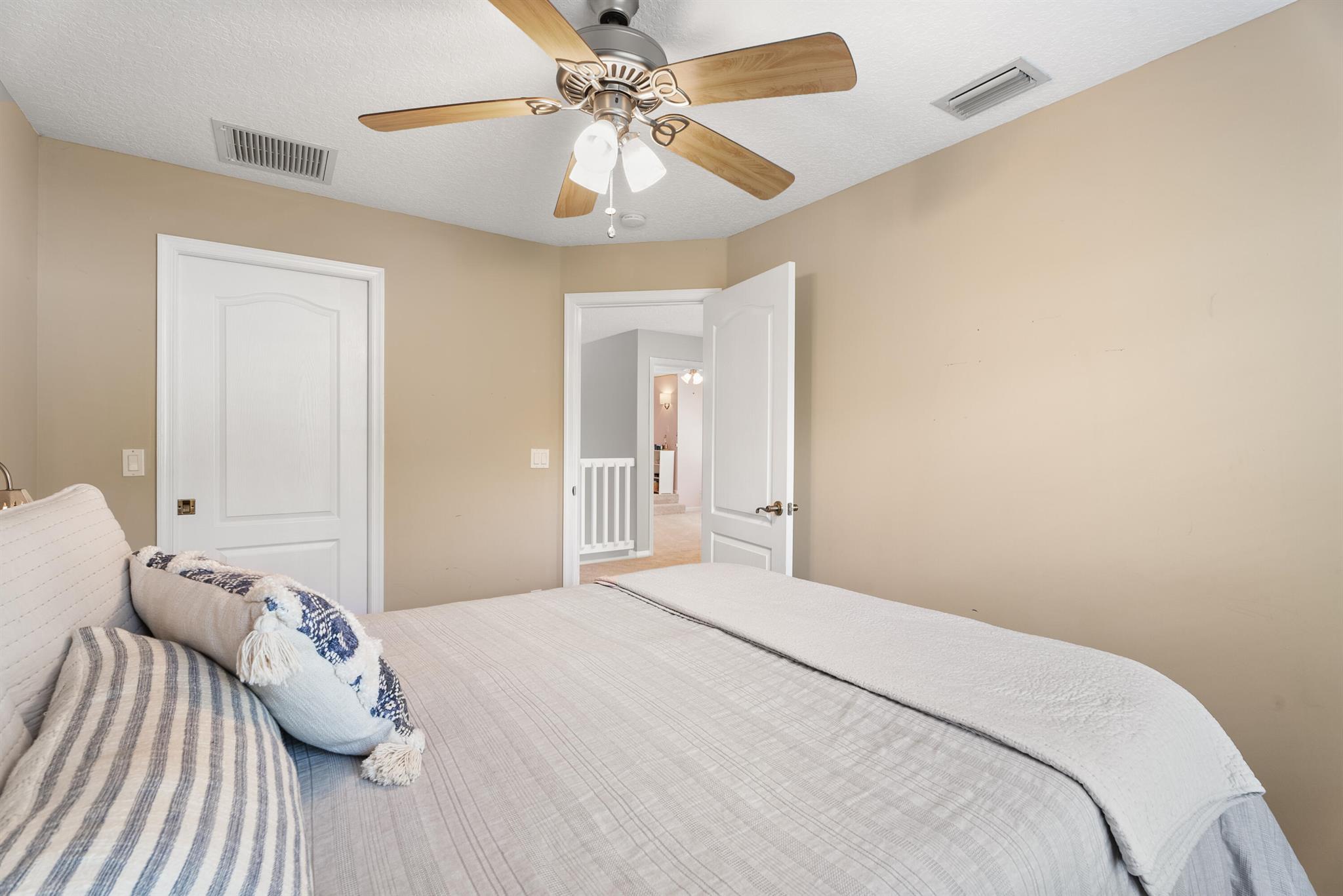 8783 SW Fishermans Wharf Drive