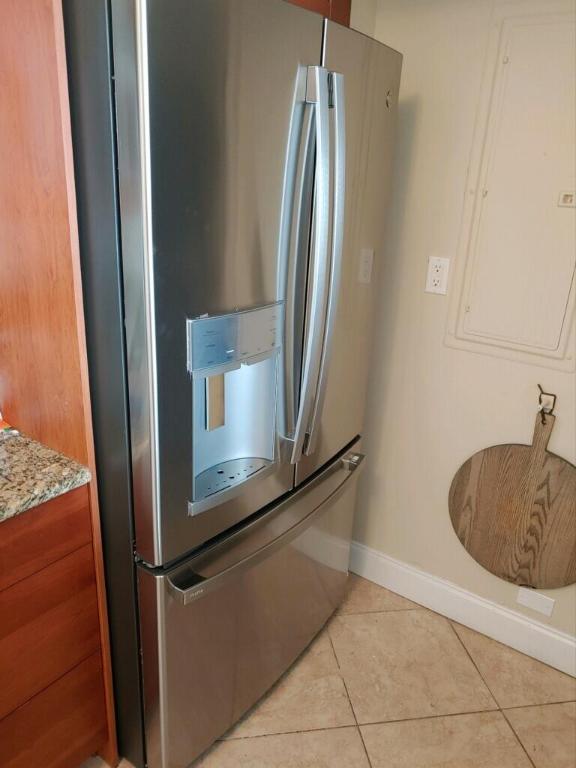 675 NW Flagler Avenue 201