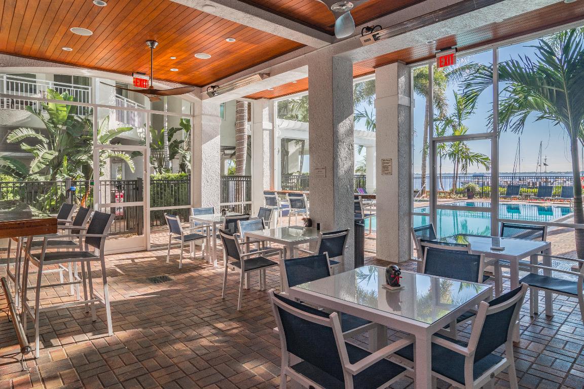 675 NW Flagler Avenue 201