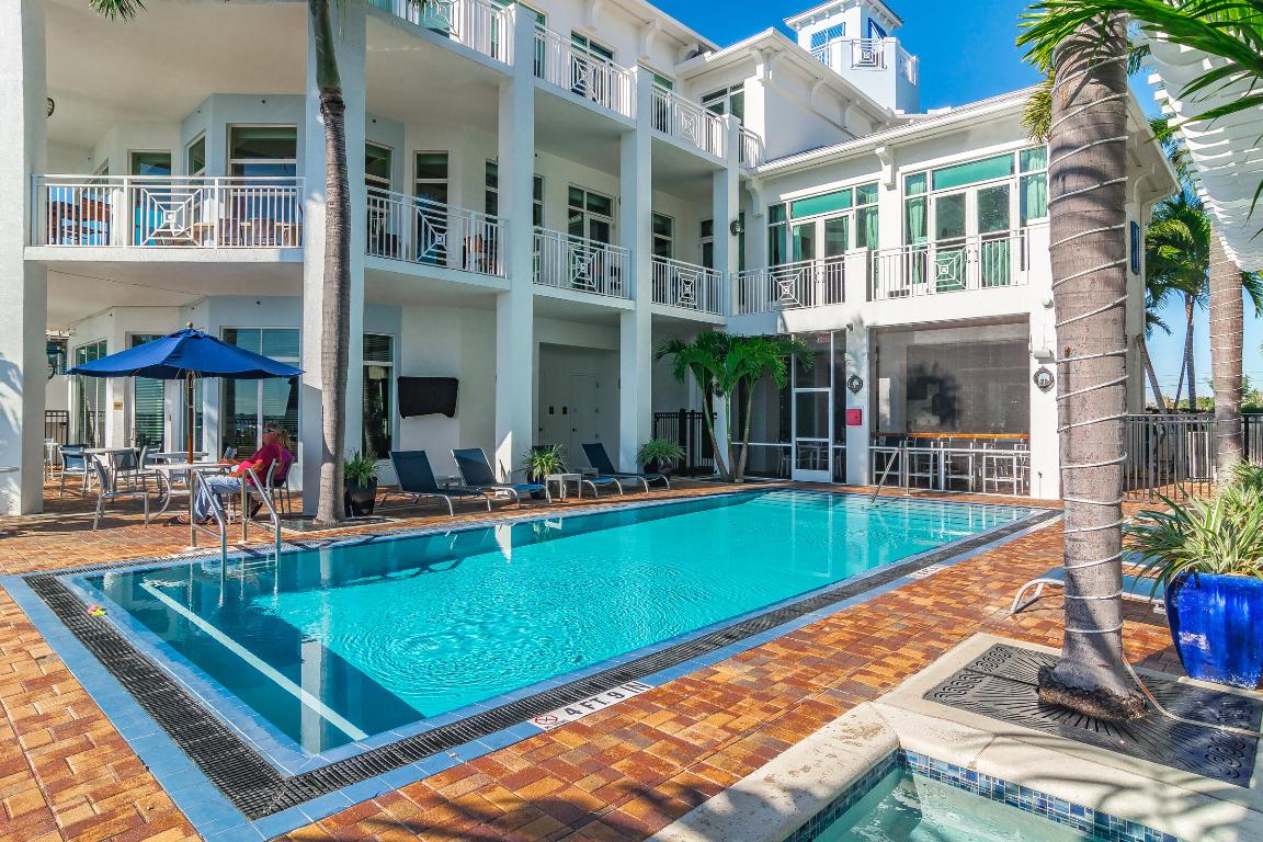 675 NW Flagler Avenue 201