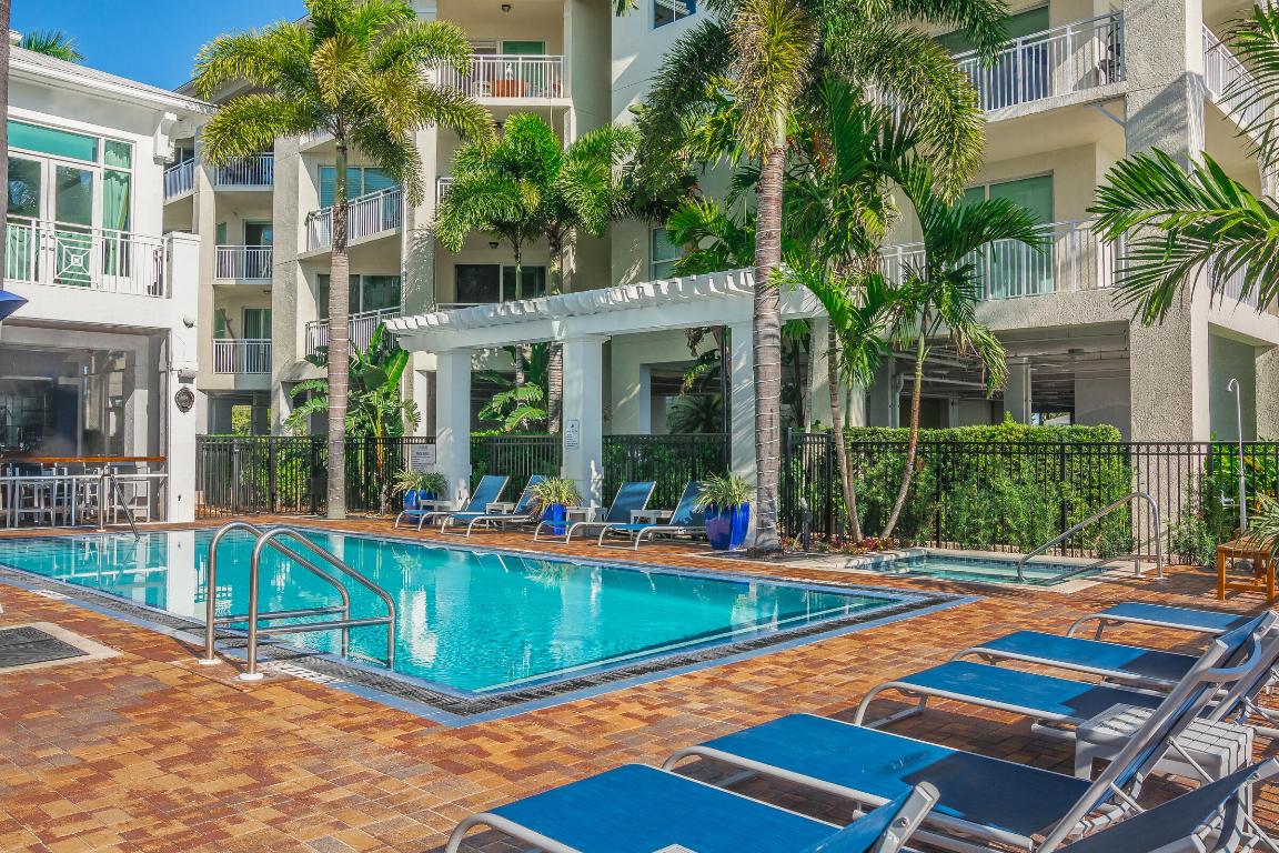 675 NW Flagler Avenue 201