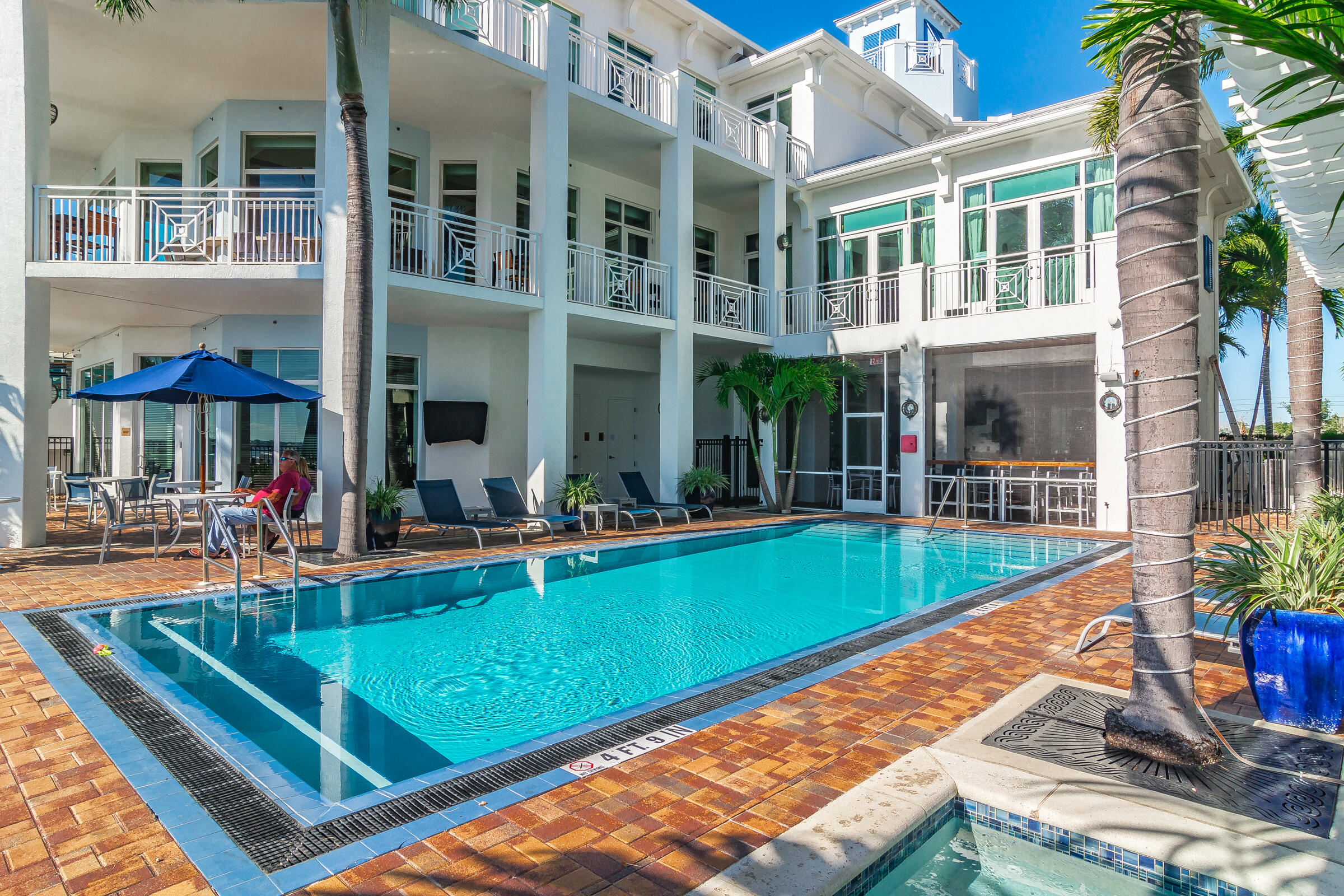 675 NW Flagler Avenue 201