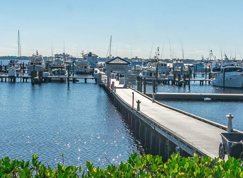 675 NW Flagler Avenue 201