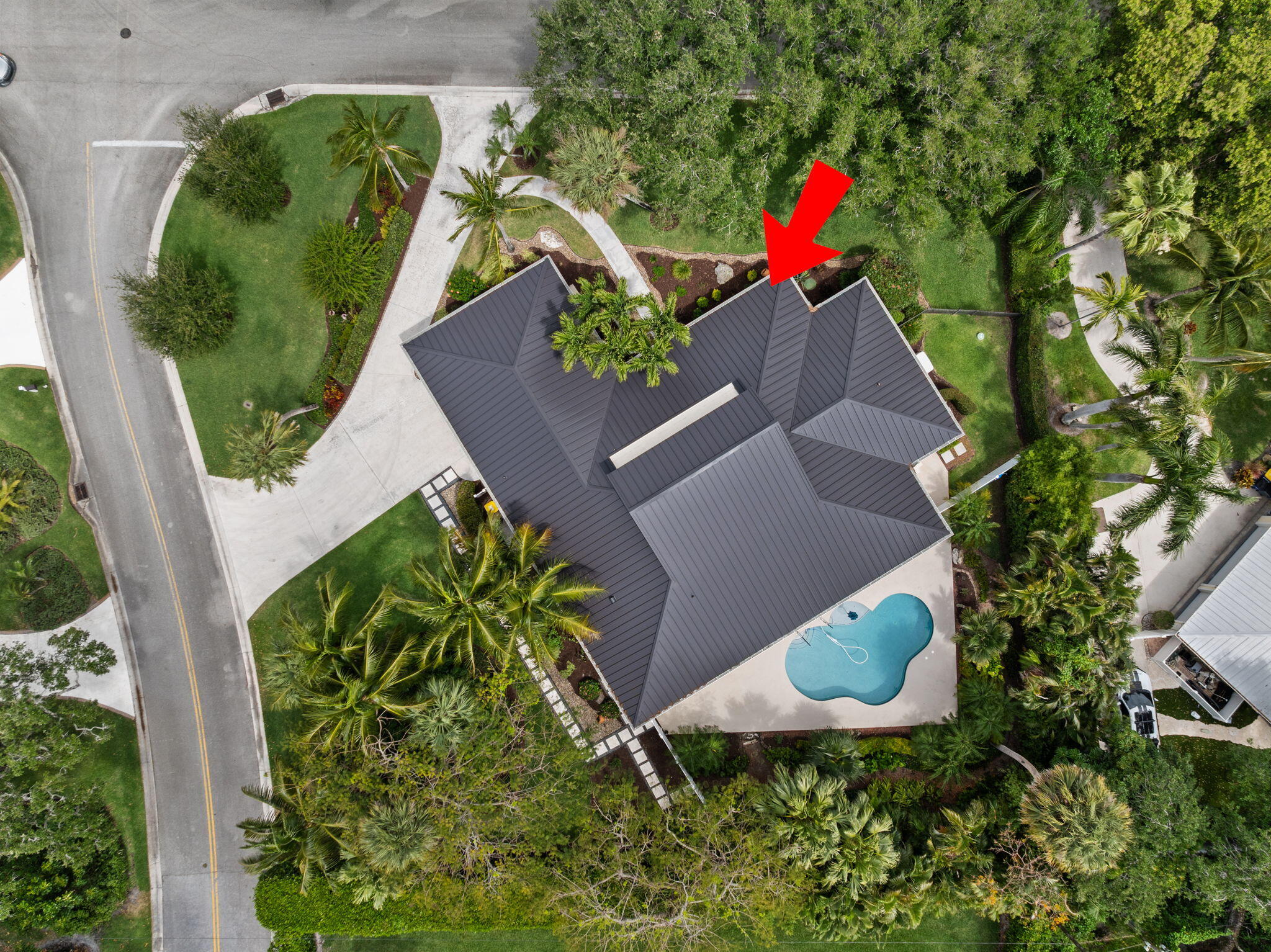 121 Hillcrest Drive