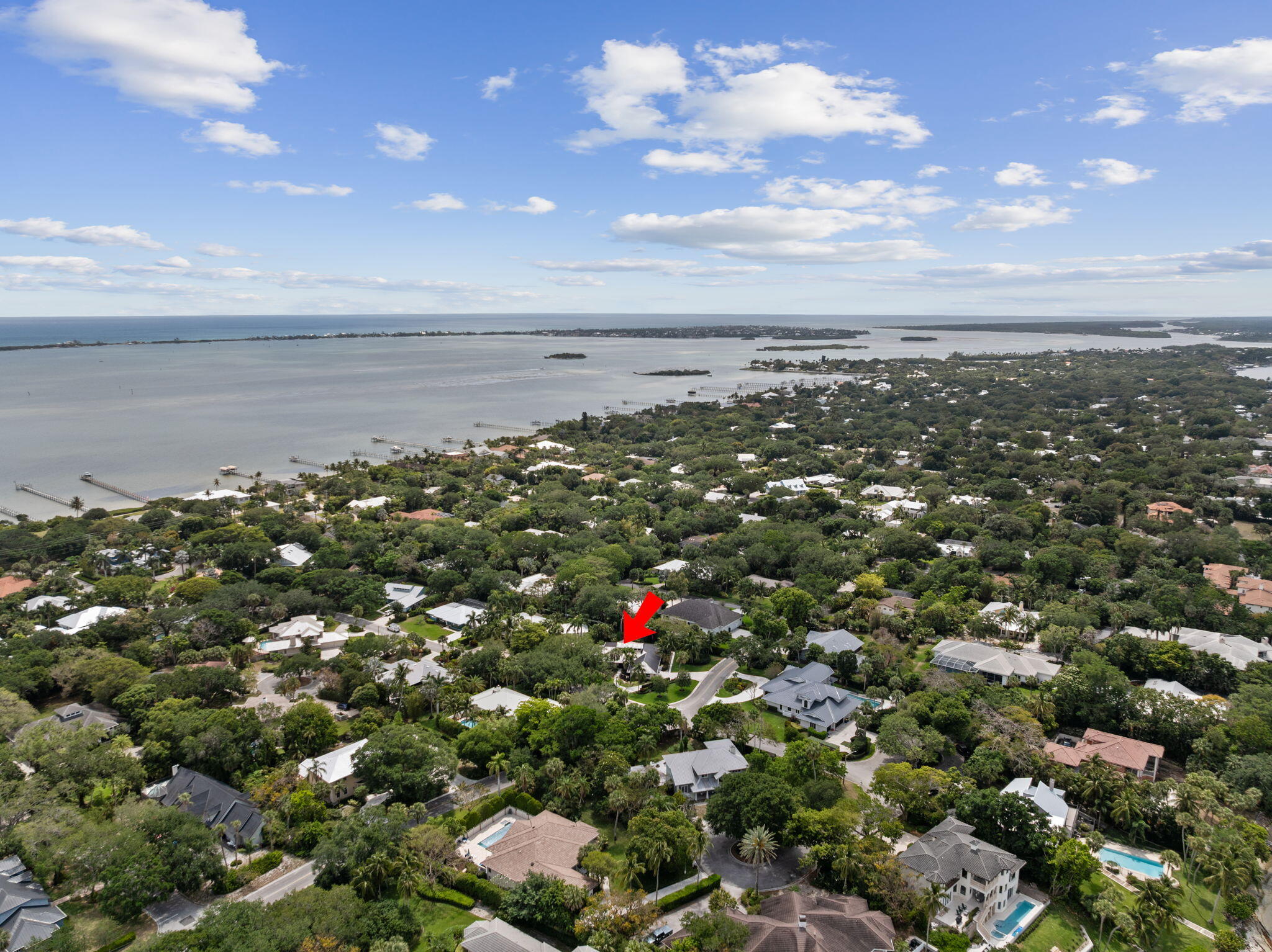 121 Hillcrest Drive