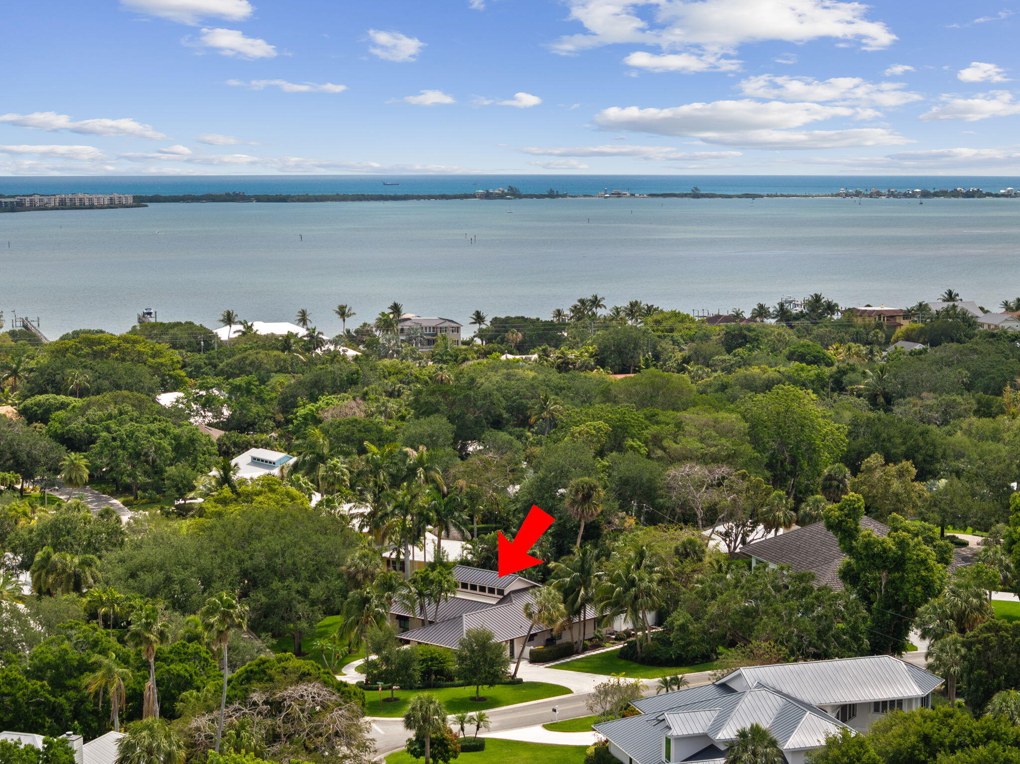 121 Hillcrest Drive