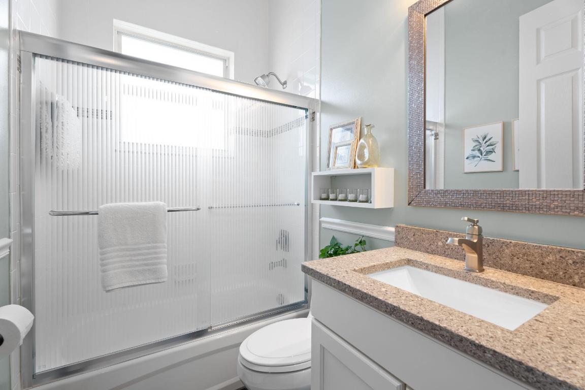 127 NW Swann Mill Circle