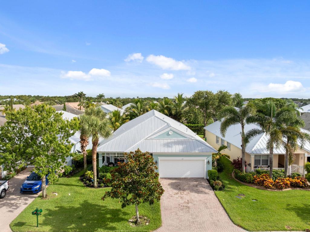 127 NW Swann Mill Circle