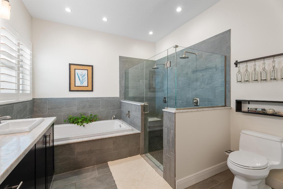 127 NW Swann Mill Circle