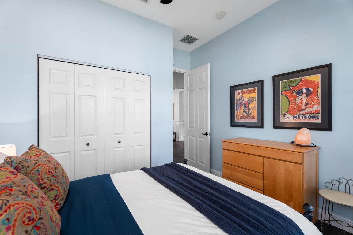 127 NW Swann Mill Circle