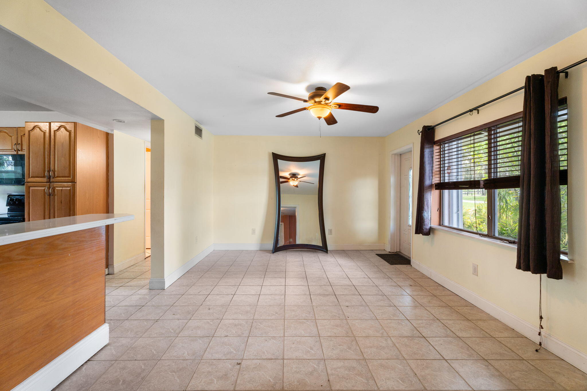 1048 SW 36th Terrace