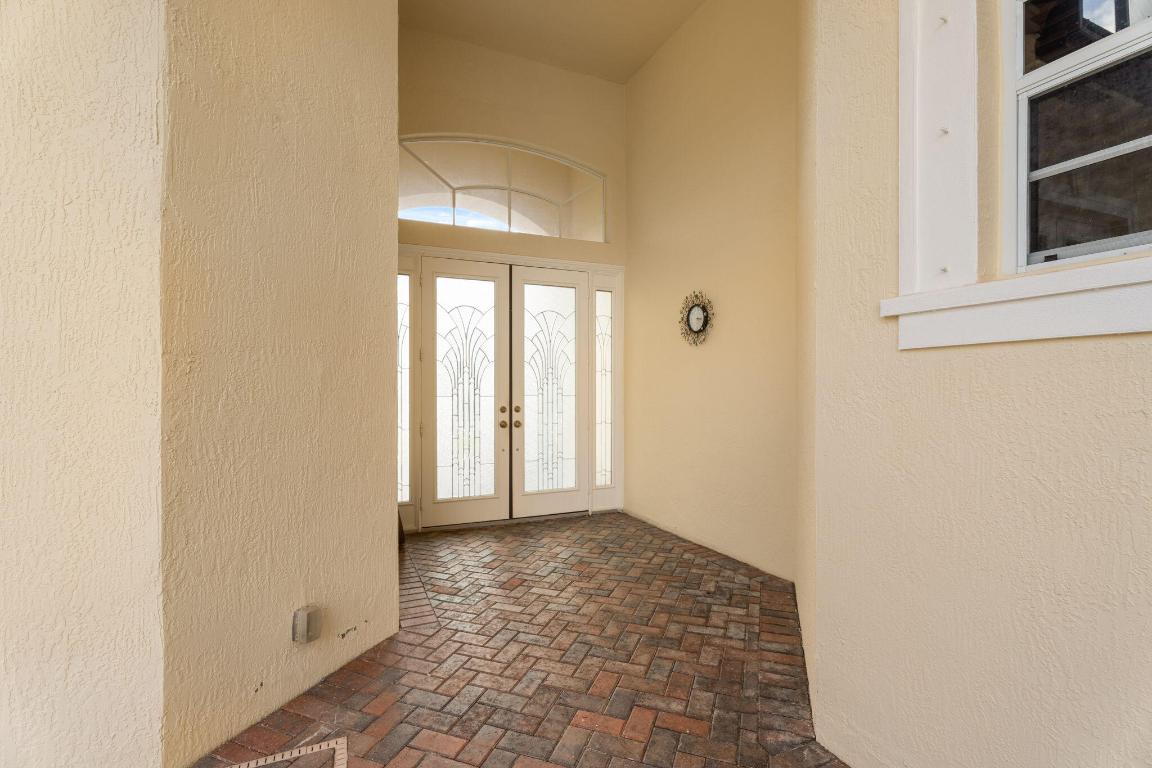 8738 Tompson Point Road