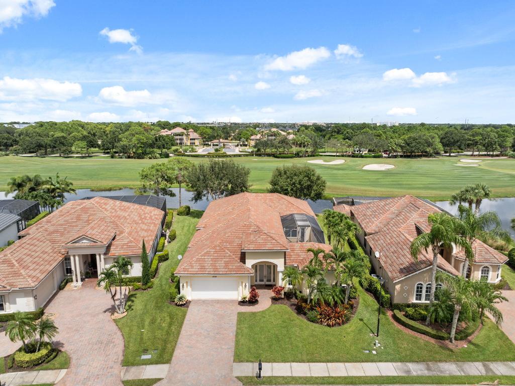 8738 Tompson Point Road