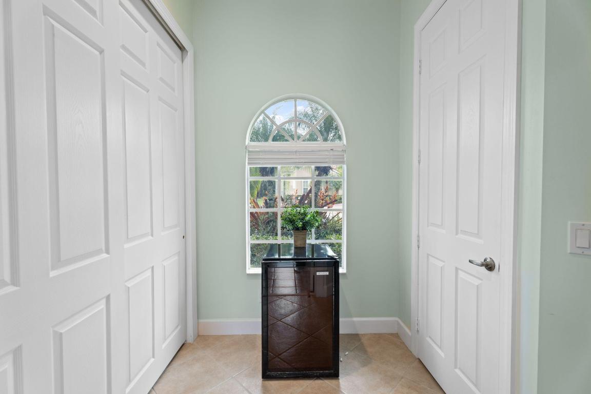 8738 Tompson Point Road