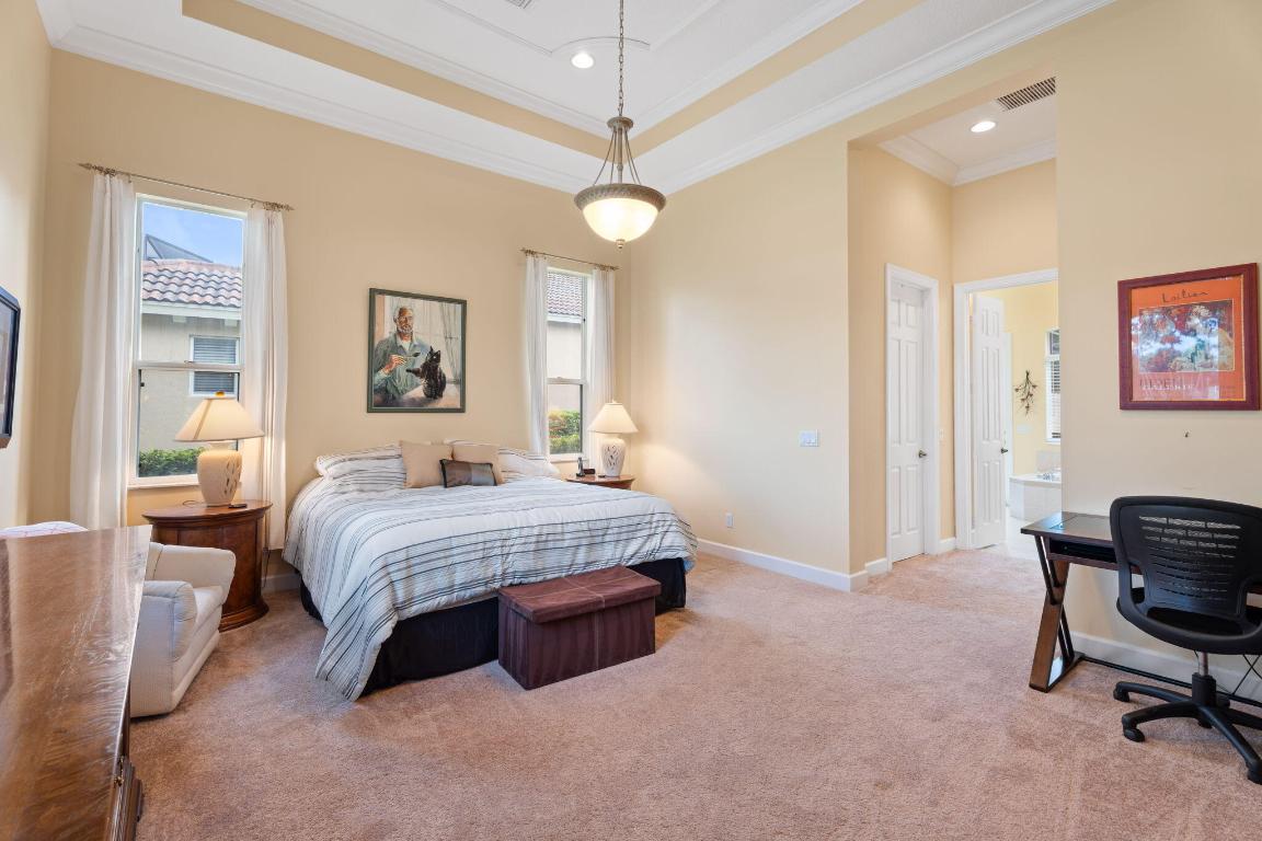 8738 Tompson Point Road