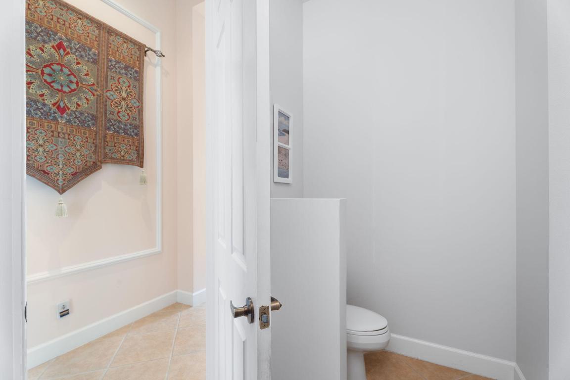 8738 Tompson Point Road