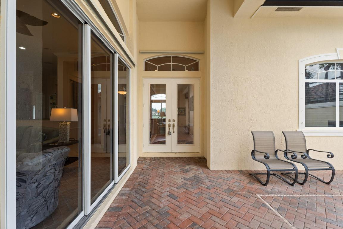 8738 Tompson Point Road