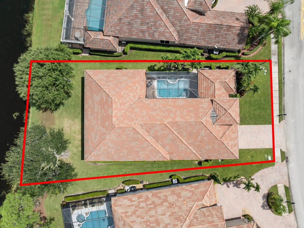 8738 Tompson Point Road