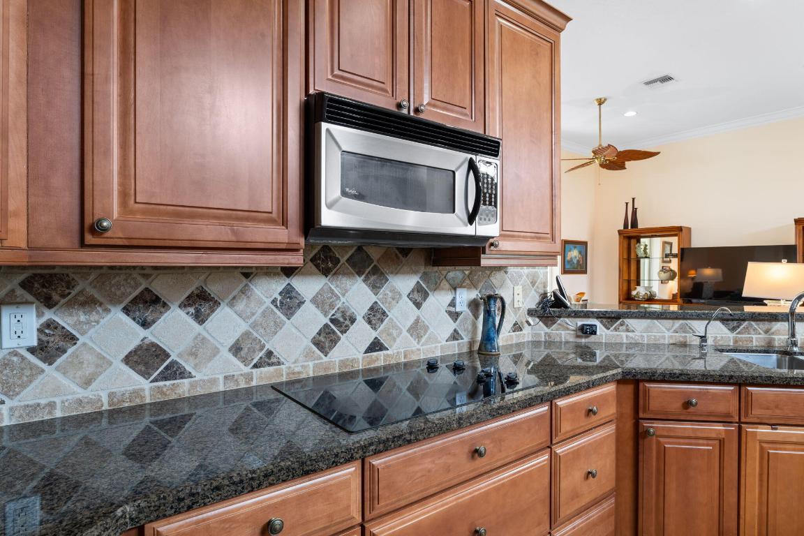 8738 Tompson Point Road