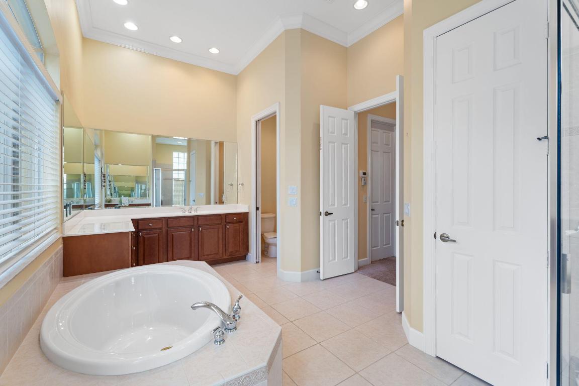 8738 Tompson Point Road