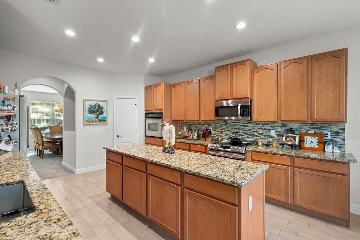 1915 SW Panther Trace