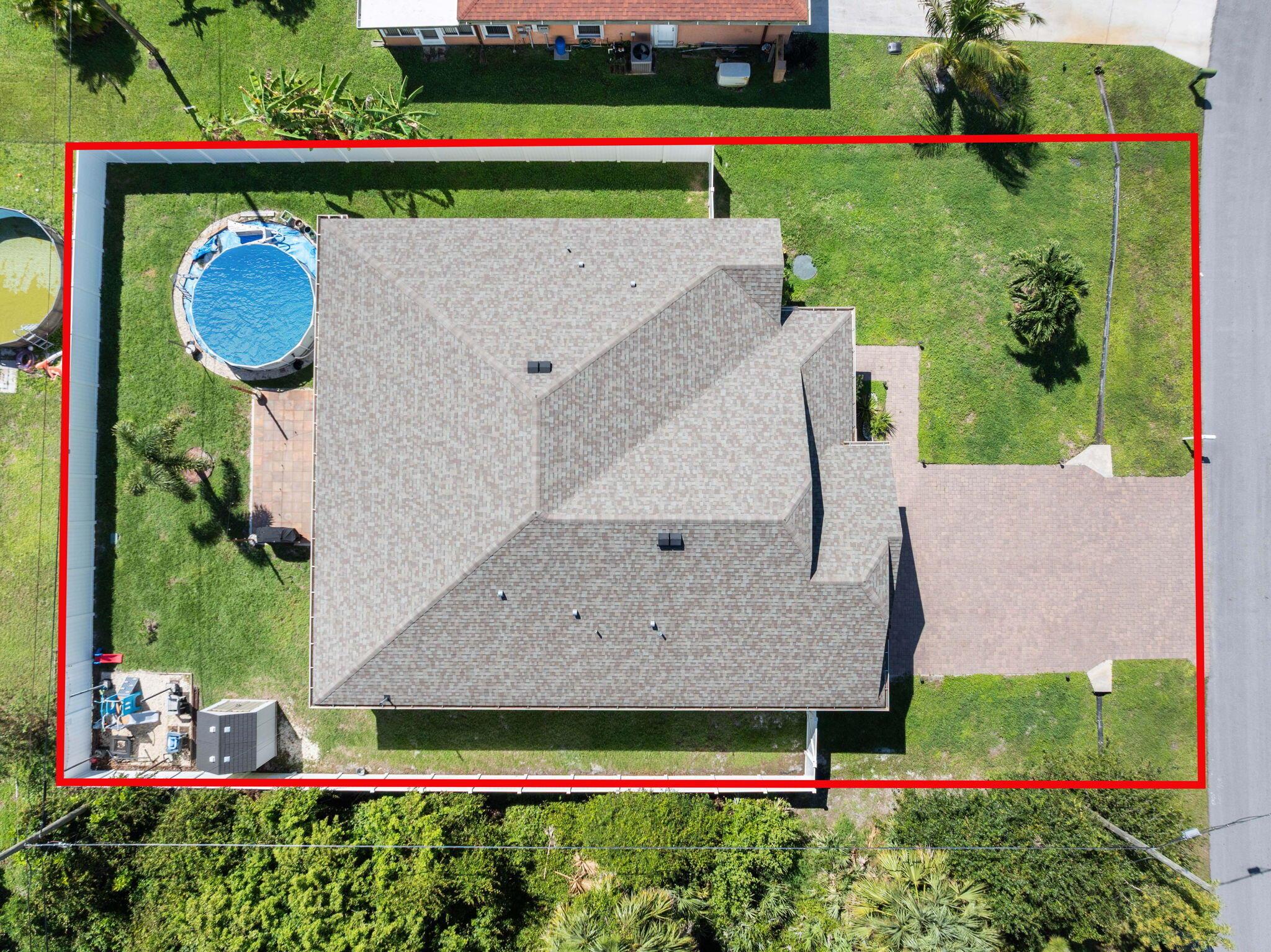 3271 SW Regatta Street